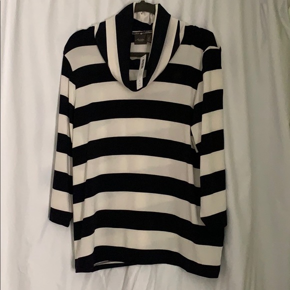 Chico's Tops - Chico’s long sleeve top